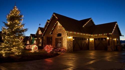 this image shows Christmas light installation in Loomis, CA