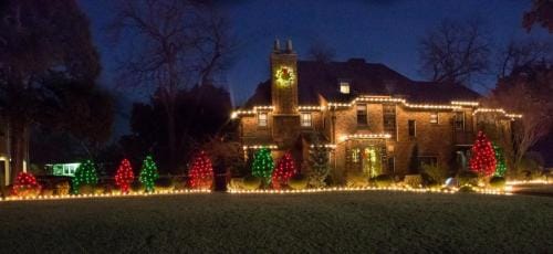 this image shows Christmas light installation in Loomis, CA